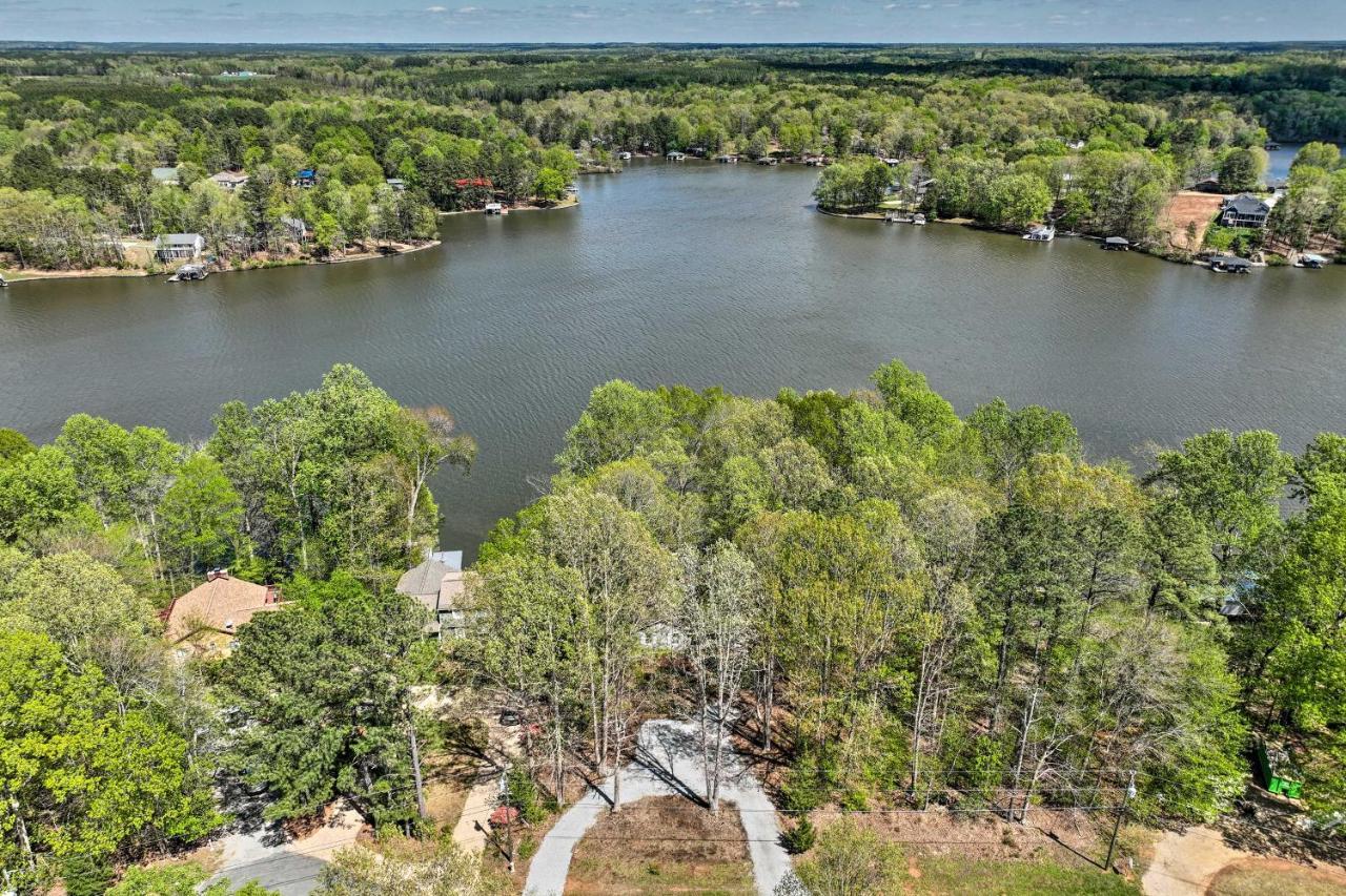 Waterfront Cottage With Boat Dock And 3 Decks! Bracey Eksteriør bilde